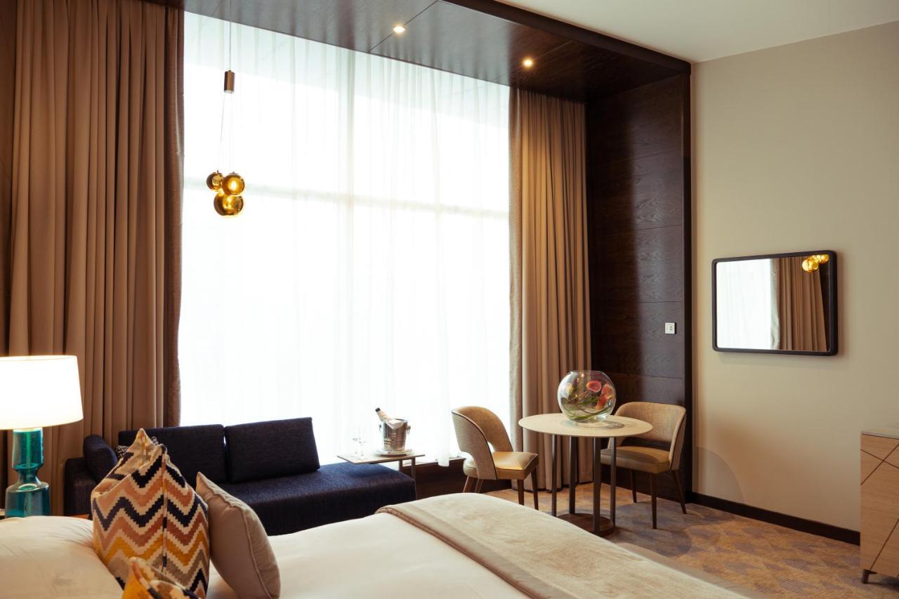The Lowry Hotel Manchester Exterior foto A room at the hotel