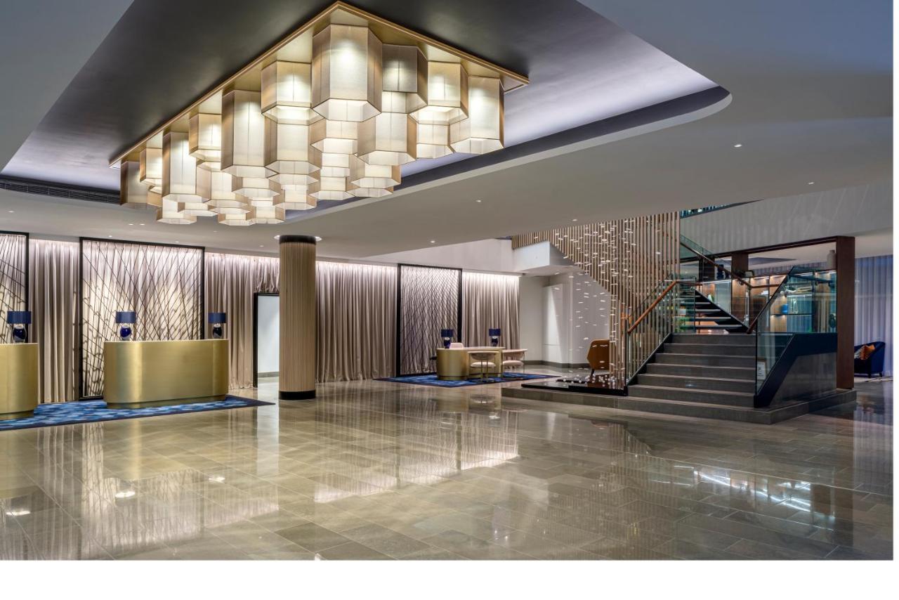 The Lowry Hotel Manchester Exterior foto The lobby of the hotel